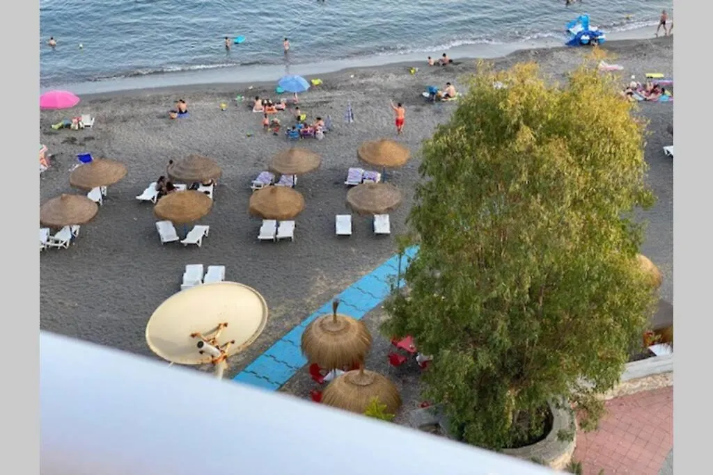 Magnifico Apartamento Con Vistas Al Mar, 1ª Linea Almuñécar